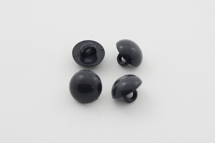 Гудзик 10 мм Mertbutton, чорний, ВР-329-16-000