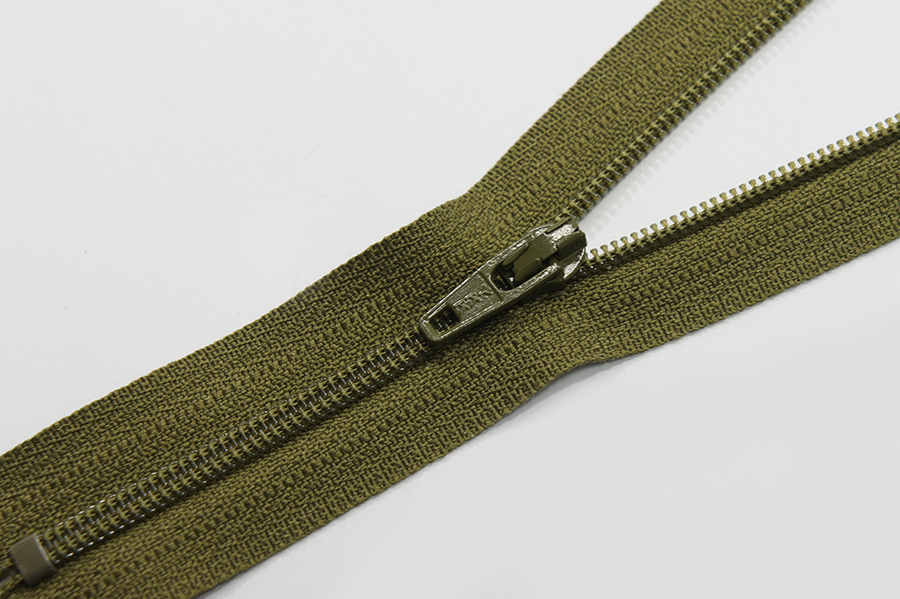 Блискавка YKK, T3 18 см, хакі світлий