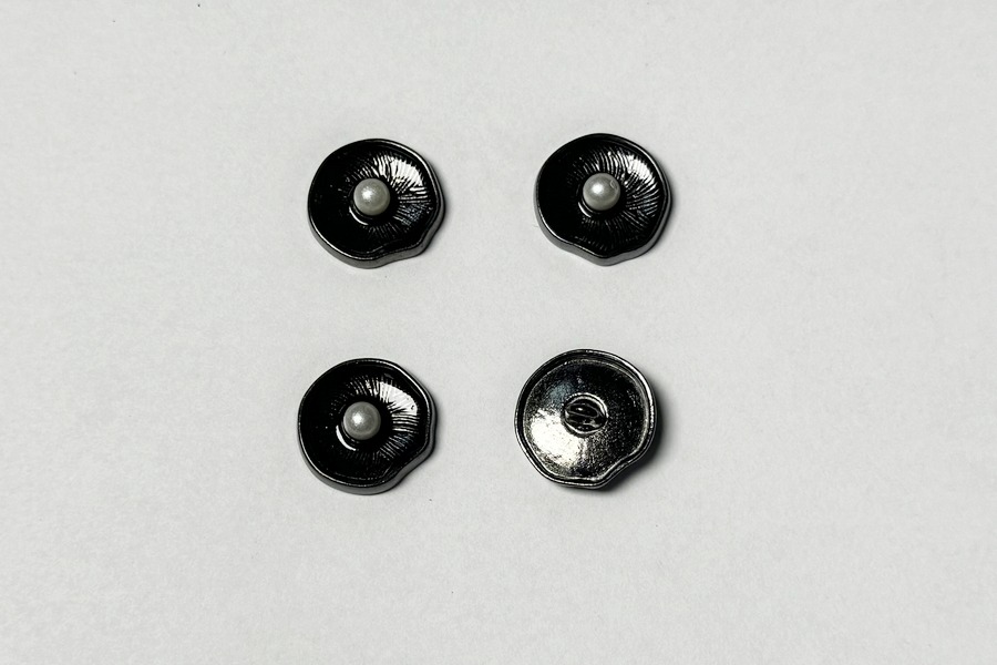 Гудзик металевий 18 мм Mertbutton, нікель чорний, UTS-72-28-b.nik