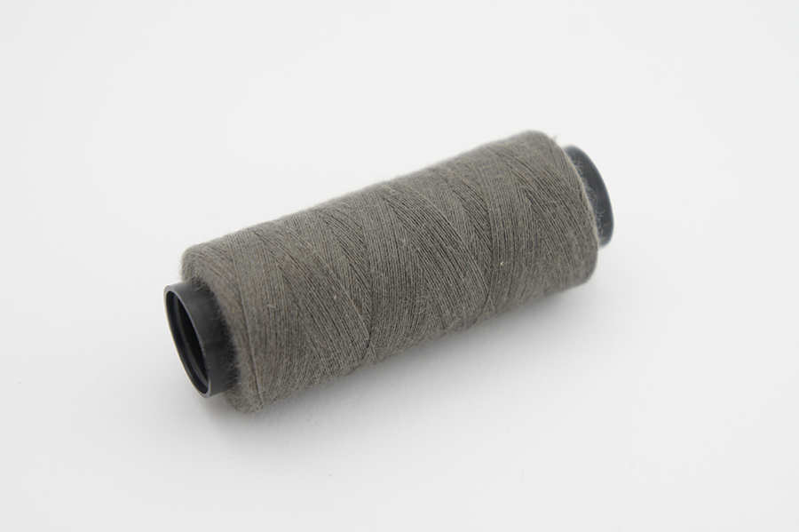 Нитки ПЕ №40/2 250 м Barva, сірий натуральний, 7067