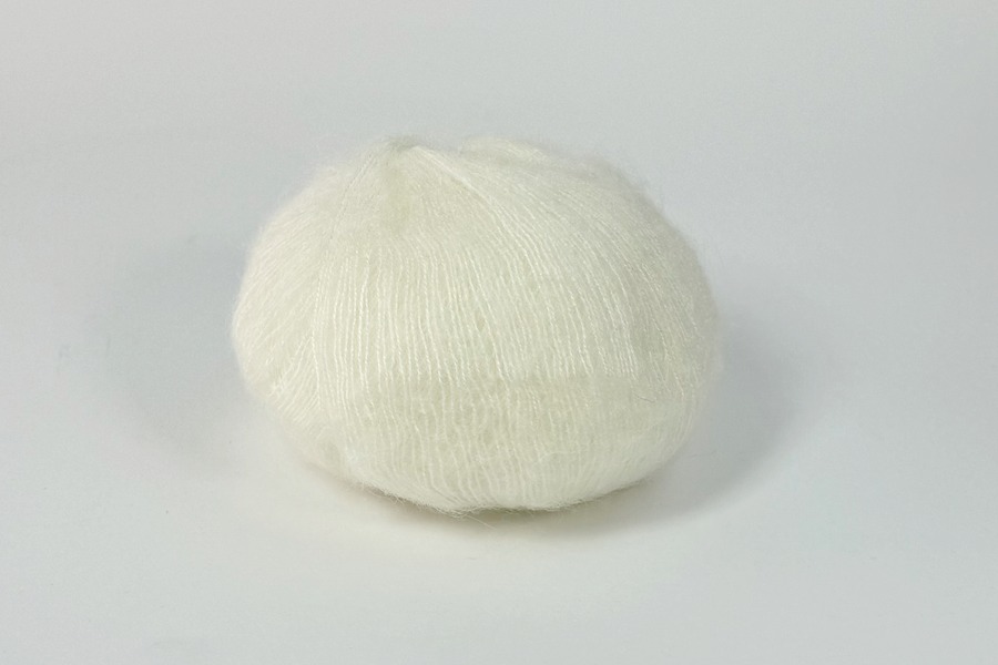 Пряжа Mohair 25гр/200м, молочний