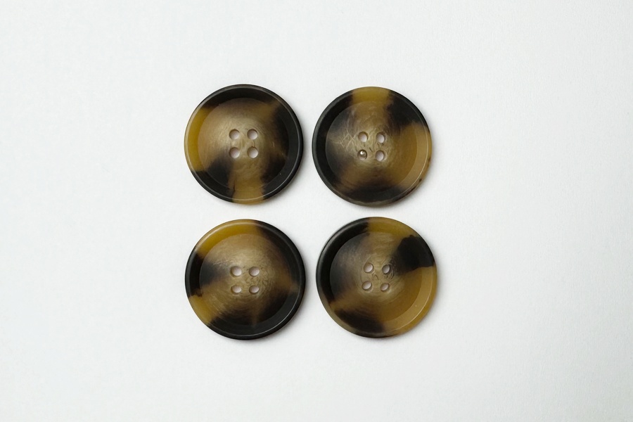 Гудзик 28 мм Mertbutton, коричневий світлий, 3207-44-1331