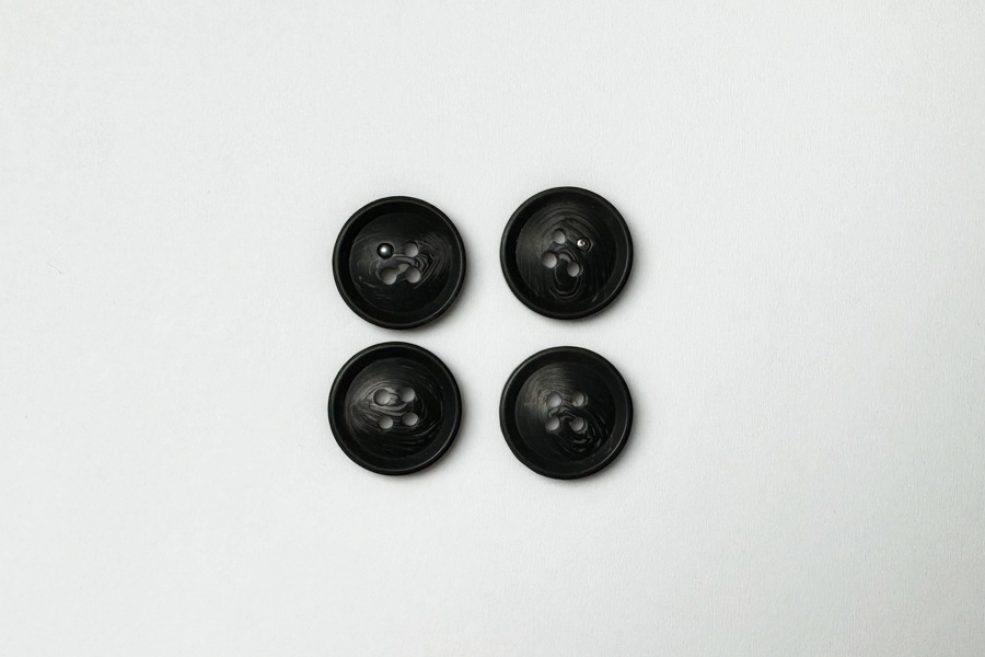 Гудзик 15 мм Mertbutton, сірий темний, 3207-24-0893