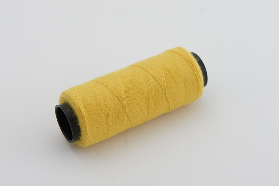 Нитки ПЕ №40/2 250 м Barva, жовтий натуральний, 3012