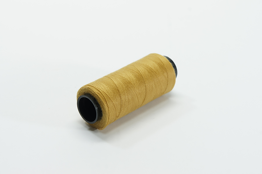 Нитки ПЕ №40/2 250 м Barva, койот світлий, 7004