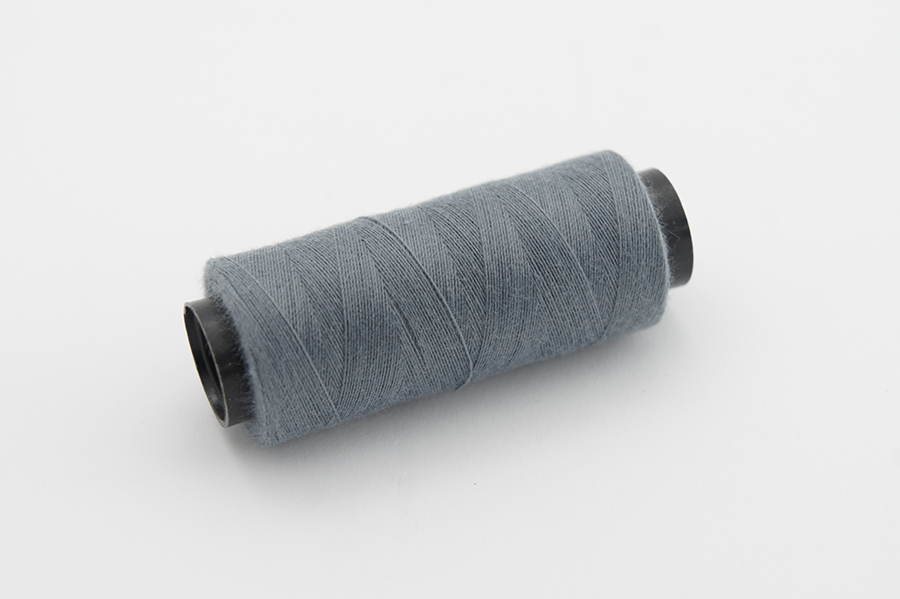 Нитки ПЕ №40/2 250 м Barva, сірий натуральний, 5015
