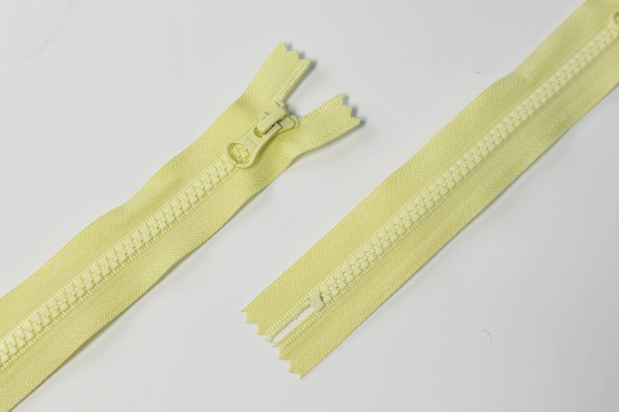 Блискавка YKK, T5 трактор 18 см, жовтий світлий