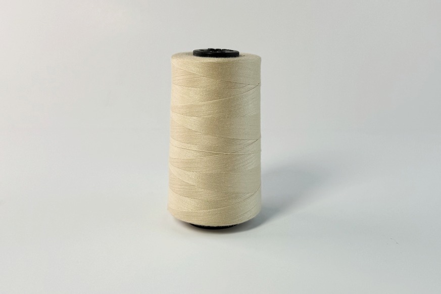 Нитки ПЕ №20/2 2500 м Barva, персиковий блідий, 1026