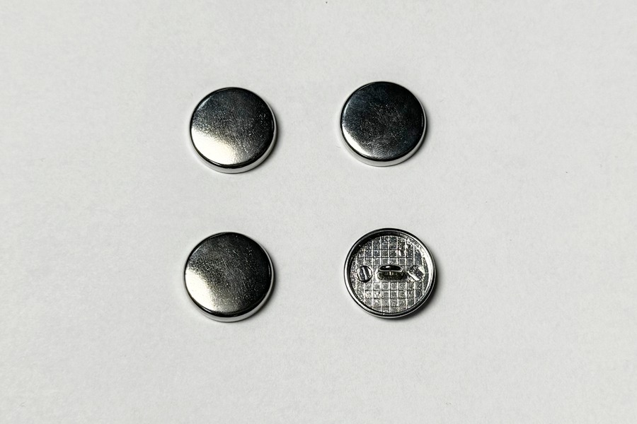 Гудзик металевий 18 мм Mertbutton, нікель, CN-26-28-nik