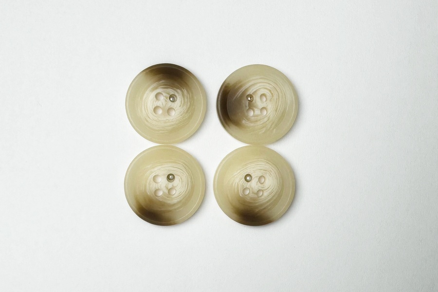 Гудзик 23 мм Mertbutton, бежевий, 3207-36-0118