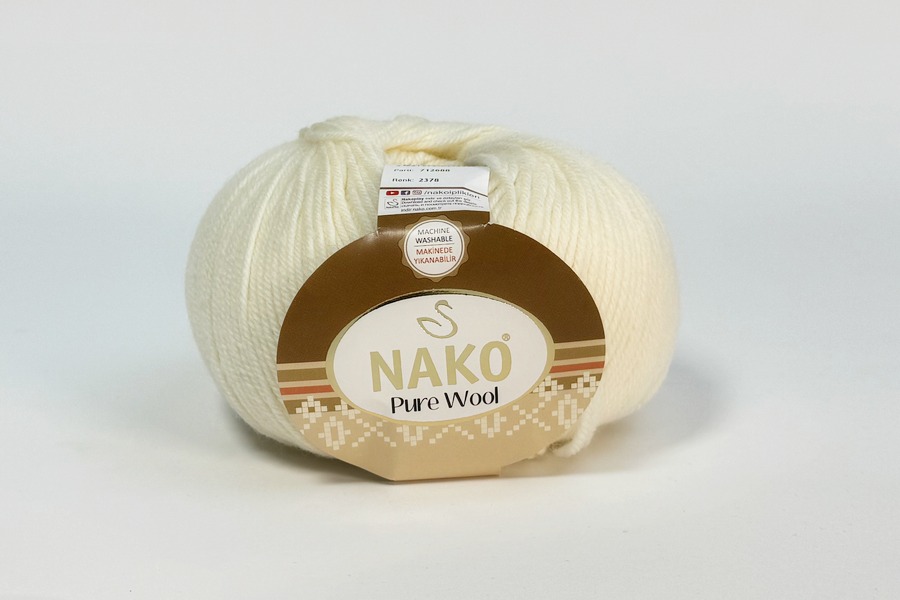 Пряжа 100гр/220м Pure wool, молочний, 2378