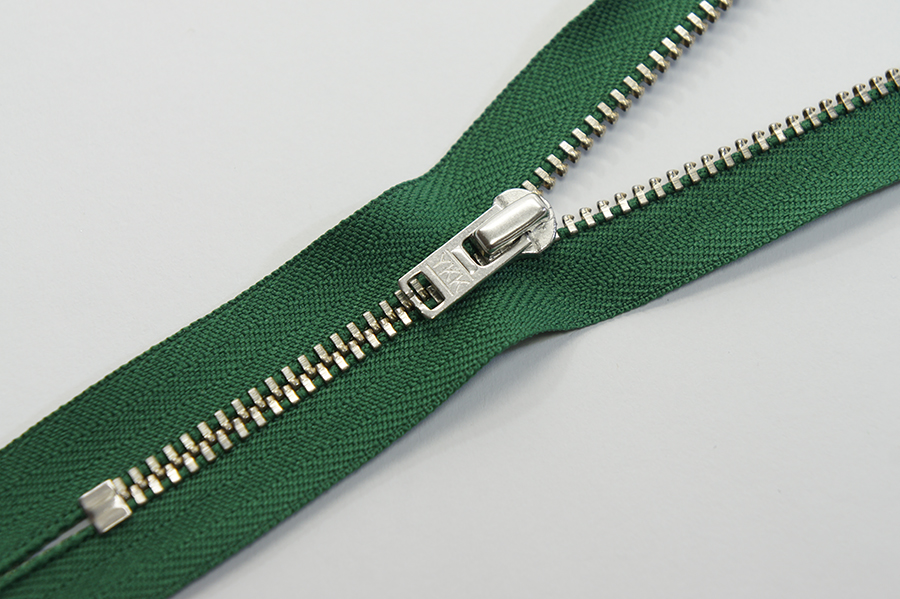 Блискавка YKK, T3, сріблястий, GSN8 14 см, зелений темний