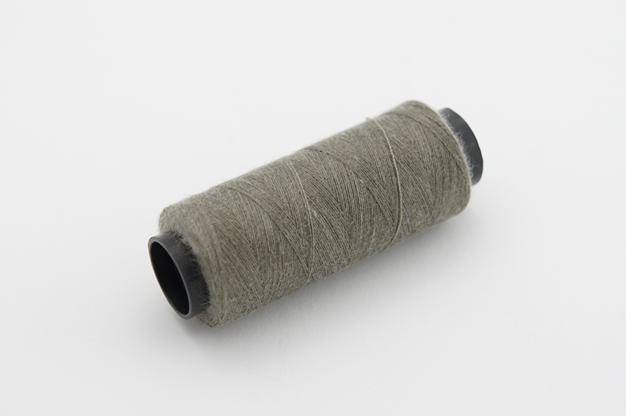 Нитки ПЕ №40/2 250 м Barva, сірий натуральний, 5040