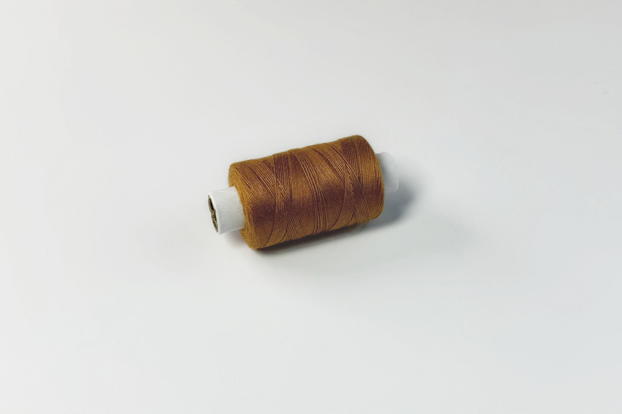 Нитки джинс ПЕ №20/3 150 м Barva, койот яскравий, 7033