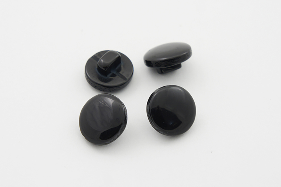 Гудзик 11 мм Mertbutton, чорний, 40231-18-000