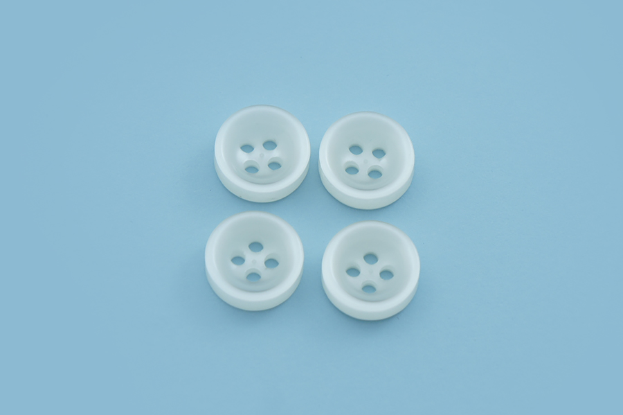 Гудзик 11 мм Mertbutton, білий, 2366-18-999
