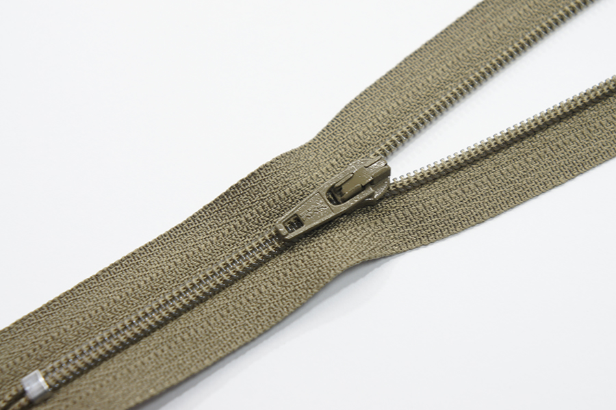 Блискавка YKK, T3 18 см, хакі