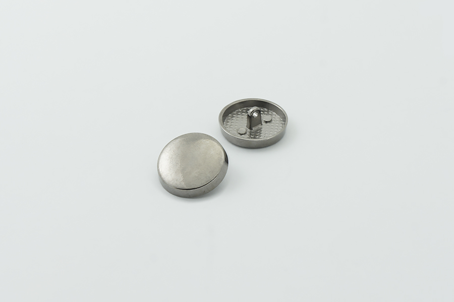 Гудзик 15 мм Mertbutton, нікель чорний, MTL-75-24-b.nik