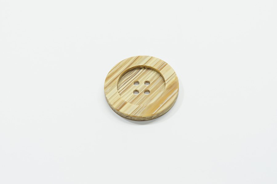 Гудзик 32 мм Mertbutton, дерево світле, WEB-01-48-trlt