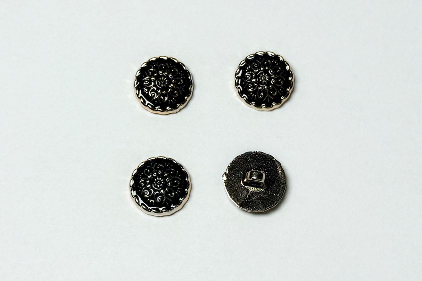 Гудзик 17 мм Mertbutton, чорний, BR-652-28-000/gold