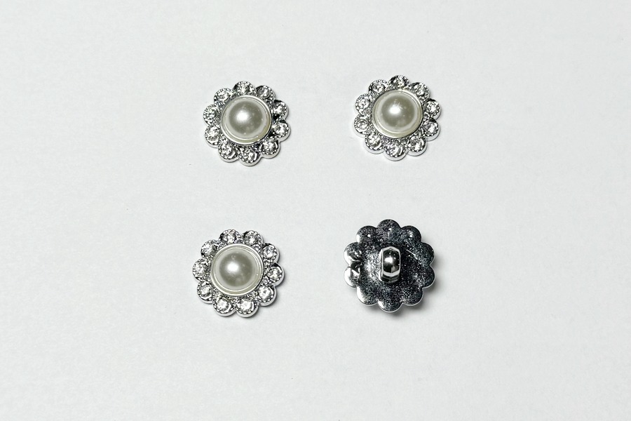 Гудзик 17 мм Mertbutton, срібло, BR-665-28-silver