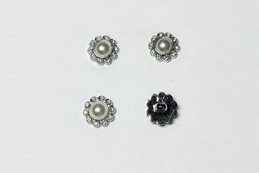 Гудзик 15 мм Mertbutton, срібло, BR-665-24-silver