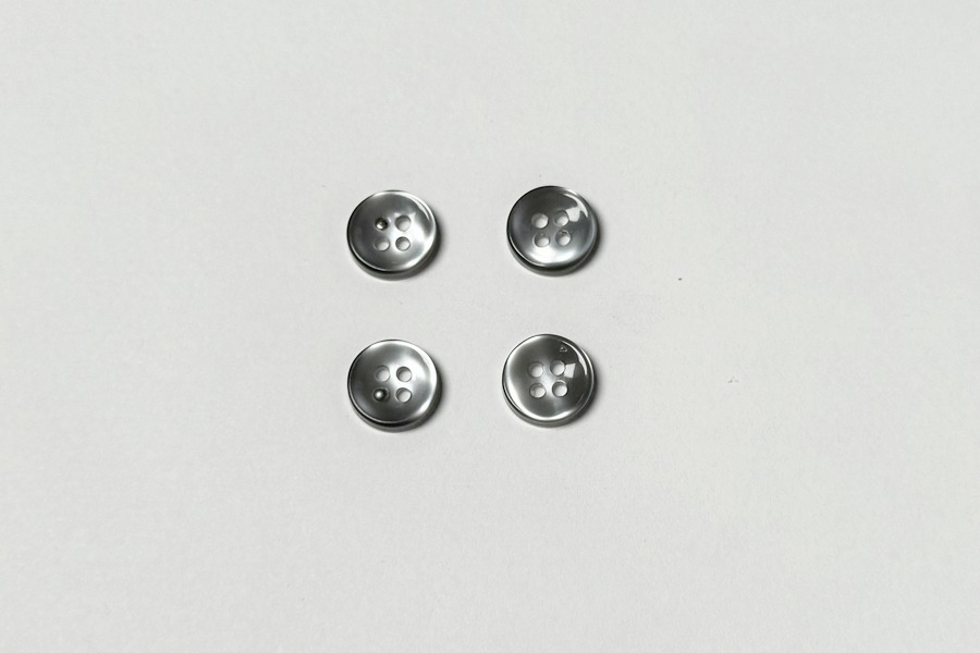 Гудзик 11.5 мм Mertbutton, сірий, 3407-18-2002