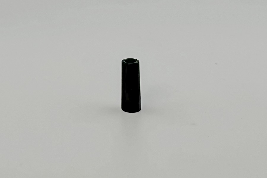 Наконечник для шнура металевий, 8 x 21 мм Mertbutton, чорний, MSB-11-black