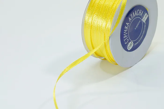 Стрічка атласна на катушці 3 мм MH, жовтий яскравий, 1017