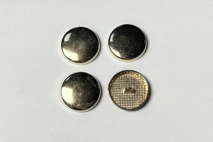 Гудзик металевий 25 мм Mertbutton, золото, CN-26-40-gold