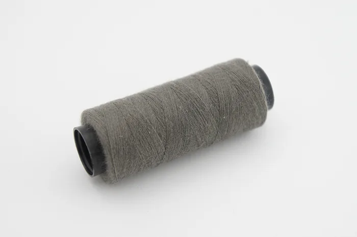 Нитки ПЕ №40/2 250 м Barva, сірий натуральний, 7067
