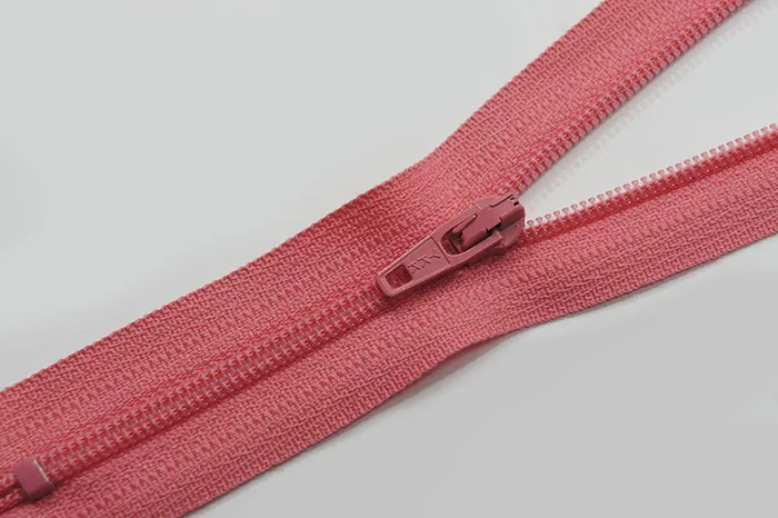 Блискавка YKK, T3 20 см, рожевий темний