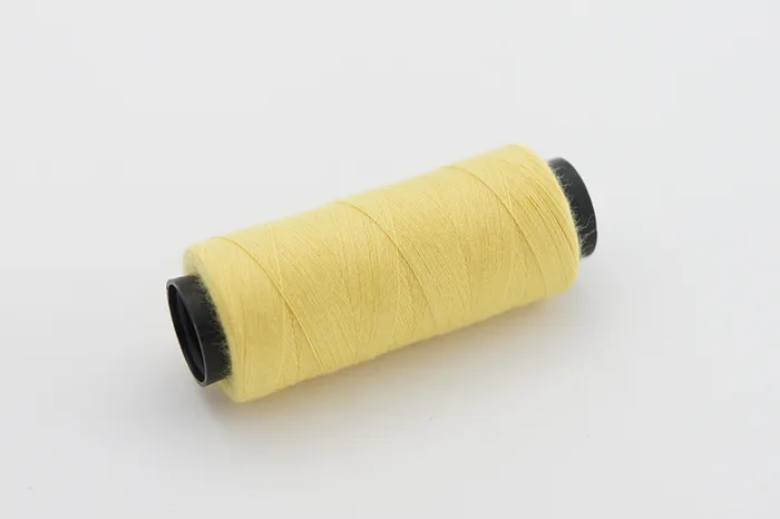 Нитки ПЕ №40/2 250 м Barva, жовтий світлий, 3010