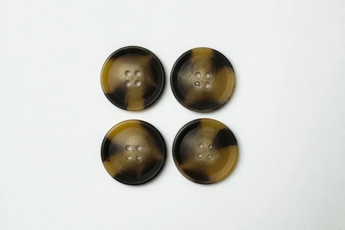 Гудзик 28 мм Mertbutton, коричневий світлий, 3207-44-1331