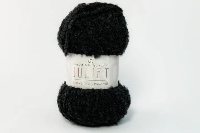 Пряжа 100гр/95м Juliet, чорний, 1441