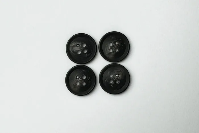 Гудзик 18 мм Mertbutton, сірий темний, 3207-28-0893