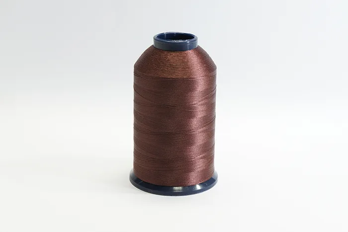 Нитки ПЕ вишивальні №120D/2 5000 м Royal, коричневий, Р159