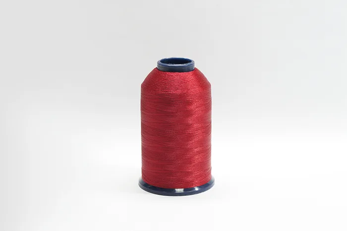 Нитки ПЕ вишивальні №120D/2 5000 м Royal, бордовий, Р718