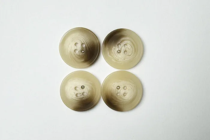 Гудзик 25 мм Mertbutton, бежевий, 3207-40-0118