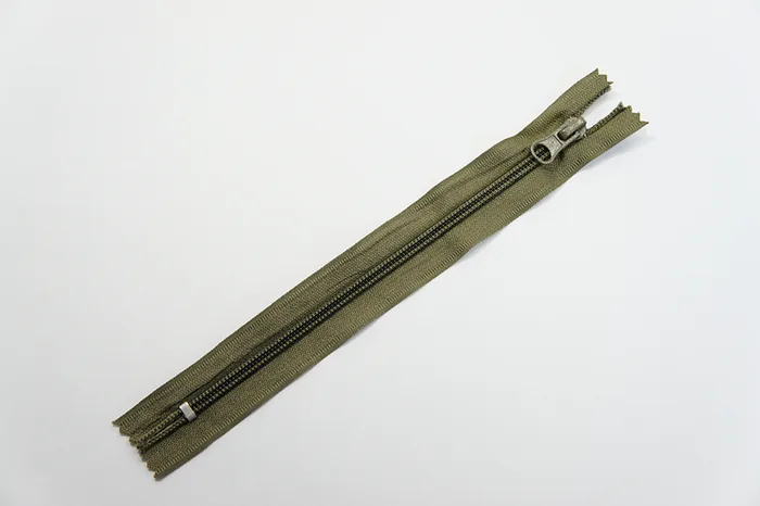 Блискавка T5 20 см MH, хакі