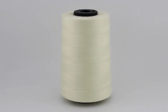 Нитки ПЕ №40/2 5000 м Barva, молочний яскравий, 3004