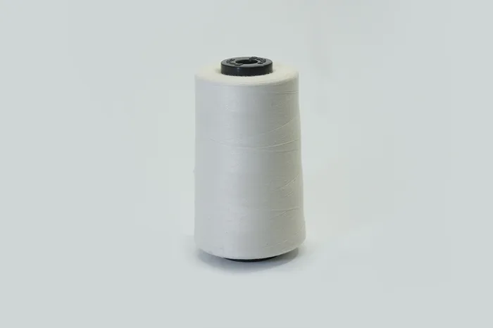 Нитки ПЕ №40/2 5000 м Barva, молочний натуральний, 1012