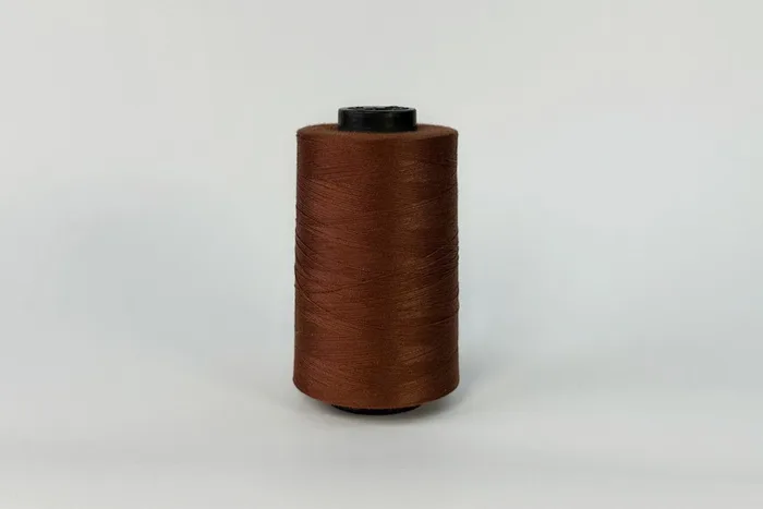 Нитки ПЕ №40/2 5000 м Barva, коричневий натуральний, 7018
