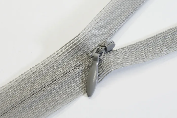 Блискавка YKK, T3 60 см, сірий