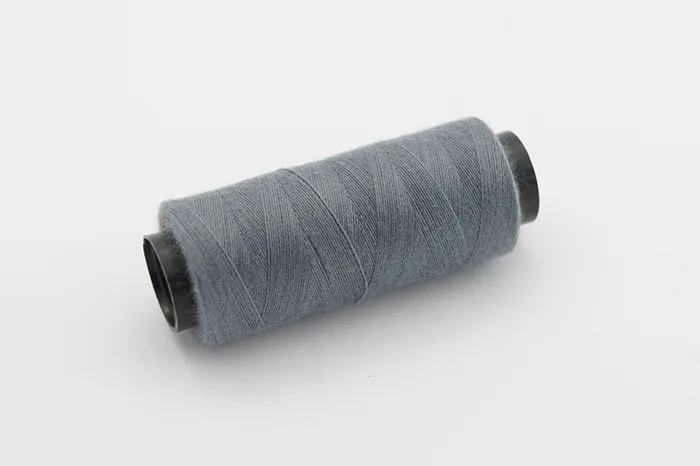 Нитки ПЕ №40/2 250 м Barva, сірий натуральний, 5015