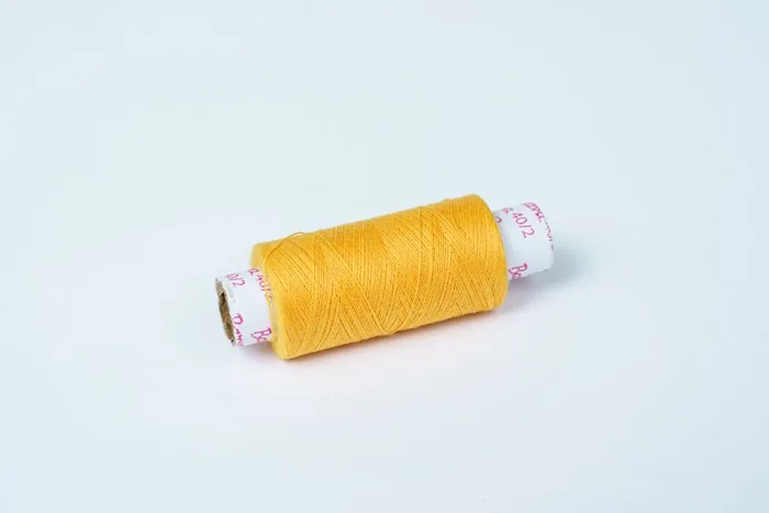 Нитки ПЕ №40/2 250 м Barva, жовтий темний, 3011