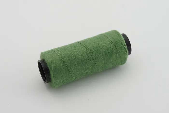 Нитки ПЕ №40/2 250 м Barva, зелений світлий, 4042