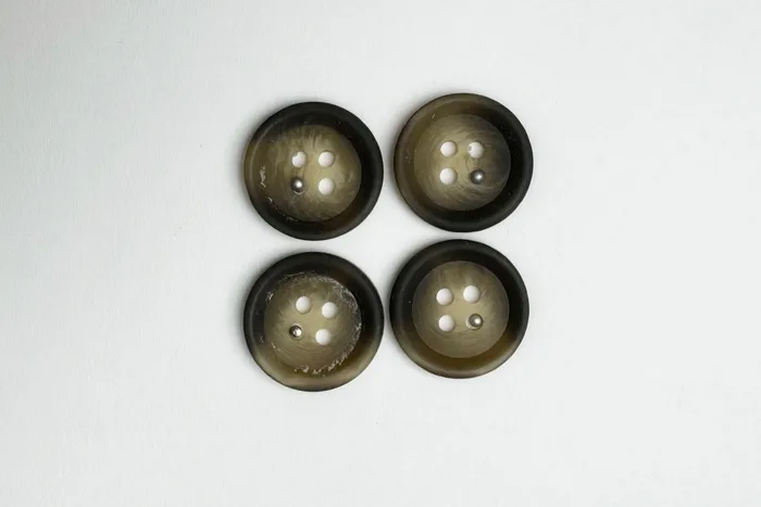 Гудзик 18 мм Mertbutton, різнокольоровий, 2607-28-9