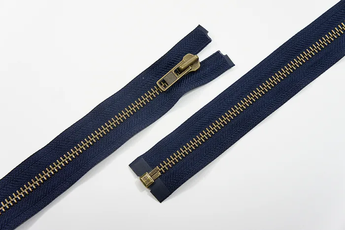 Блискавка YKK, T8, стара латунь, 1 замок, 60 см, синій темний
