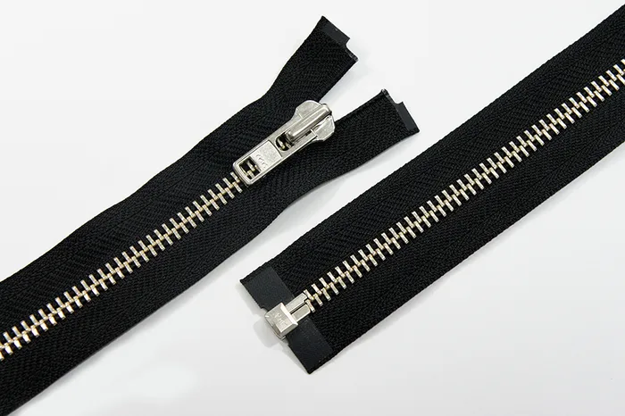 Блискавка YKK, T8, нікель, 1 замок, 80 см, чорний